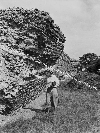 AT BURGH CASTLE MRS TAYLOR & BOYS JOHN & HUGH WITH CASTLE